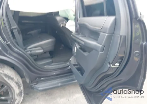 2024 Ford Expedition Xlt z USA, uszkodzony, nr VIN 1FMJU1H8XREA34340